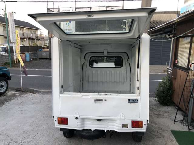 K.O　MOTORS神奈川県高座郡寒川町倉見1370-2、営業時間9:00～19:00、日曜日10：00～17：00、定休日：月曜日