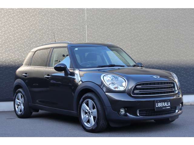 【右斜前】『外装：右斜前側』の画像になります。写真の内容に関してご不明点、ご質問等がございましたらお気軽にガリバー店舗までお問い合わせください。