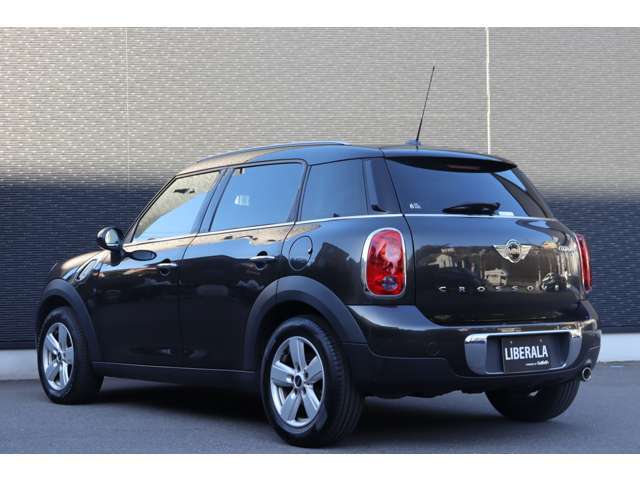 【左斜後】『外装：左斜後側』の画像になります。写真の内容に関してご不明点、ご質問等がございましたらお気軽にガリバー店舗までお問い合わせください。