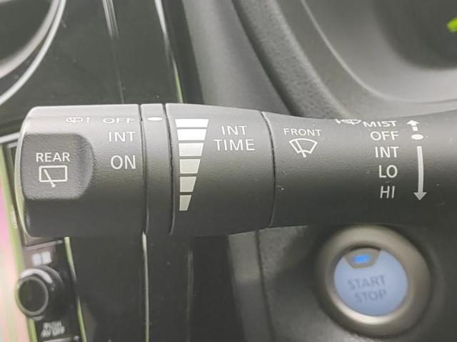 国産車から輸入車まで多様なお客様のニーズのお応えできるように、全国規模で豊富な在庫展開！車のことならWECARSへ！