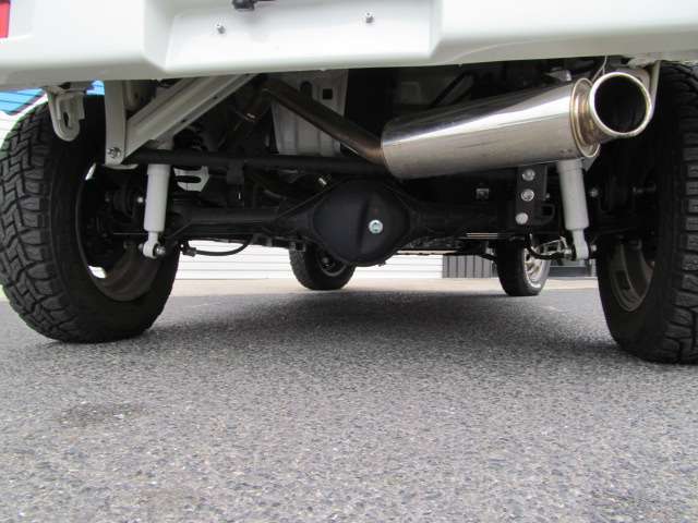 ☆プラスラインオリジナルマフラー☆音質はほど良い重低音