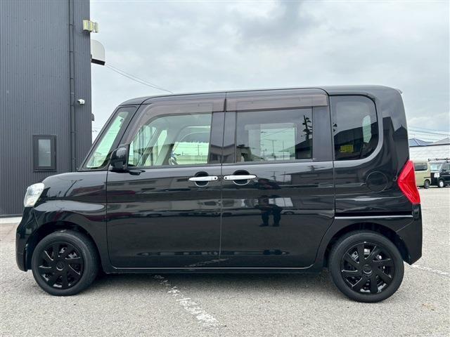 当店は、新車～登録済未使用車、お買い得軽自動車まで、多数在庫しております♪軽自動車の事なら全て当店にお任せください！目玉車両もございますので、ぜひ一度軽ワールドへお越しくださいませ！
