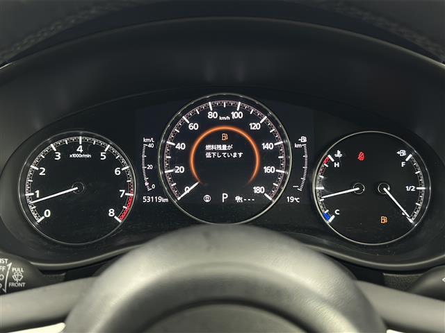 【スピードメーター】メーターがシンプルで見やすく運転しやすいですね！
