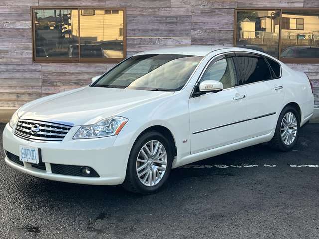 当社オススメのボディーコーティングはいかがでしょうか♪磨き作業を実施することでより艶やかなボディーになります♪汚れも付きにくくなるので愛車のキレイな状態も持続します♪