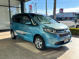 大変キレイなボディカラーです。ぜひご来店の上ご確認下さい。