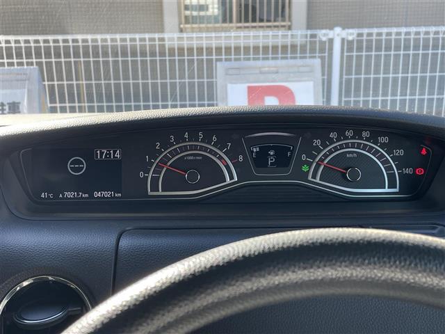 【運転席操作部】快適なドライブを楽しむための機能が装備されています！運転席から触れるので、使いやすいです！除菌プランいれていただくと、さらに清潔で安心していただけます！