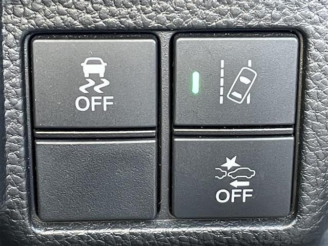 【運転席操作部】快適なドライブを楽しむための機能が装備されています！運転席から触れるので、使いやすいです！除菌プランいれていただくと、さらに清潔で安心していただけます！