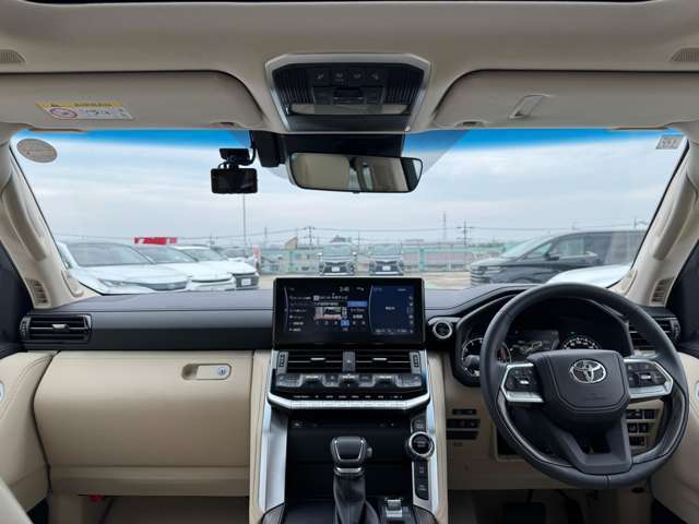 外装・内装のカスタムをご希望の際は、お気軽にスタッフまでご連絡下さい！お客様のご要望にお応えしながらお客様のカーライフを精一杯お手伝いさせていただきます！Duxy清須店　愛知県清須市西市場5-5-3まで！