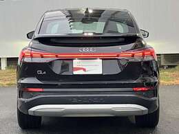 2023年モデル　弊社元デモカー　19AW　ブラックレザー　マトリクスLEDヘッドライト　サラウンドビューカメラ　アダプティブクルコン　サイド＆レーンアシスト　シートヒーター　電動テールゲート　コーナーセンサー