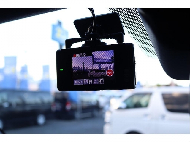 ハイエースセカンド高崎店にて展示中♪027-384-3591