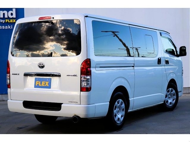 ハイエースセカンド高崎店にて展示中♪027-384-3591