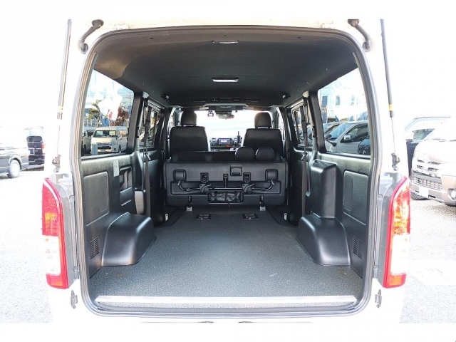 ハイエースセカンド高崎店にて展示中♪027-384-3591