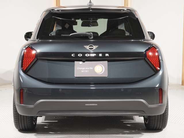 ■下取りに関して・・・当社は国産車、輸入車に関わらず、ミニ以外のお車も高価買取にチャレンジしております！■確かな知識を持った買取査定専門員が適正価格にてお買取りさせていただきます！比べてみてください！