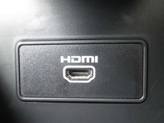 HDMIソケットも付いて様々な用途に使用でき便利です