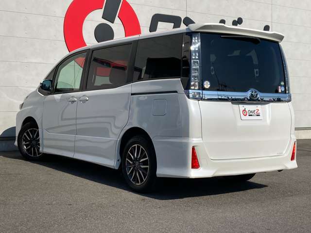 ノベルティ トヨタ2台·SUZUKI3台とオマケ3個と追加 痛車 痛単車 カスタムバイク紹介 秋葉原UDX駐車場ブログ: 秋葉原