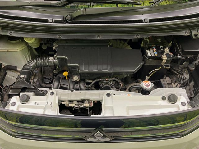 親切・丁寧な専門メカニックスタッフが応対！・車検・点検整備・事故等の修理などアフターサービスも安心。お車のカスタマイズもネクステージのサービススタッフまでご相談ください！