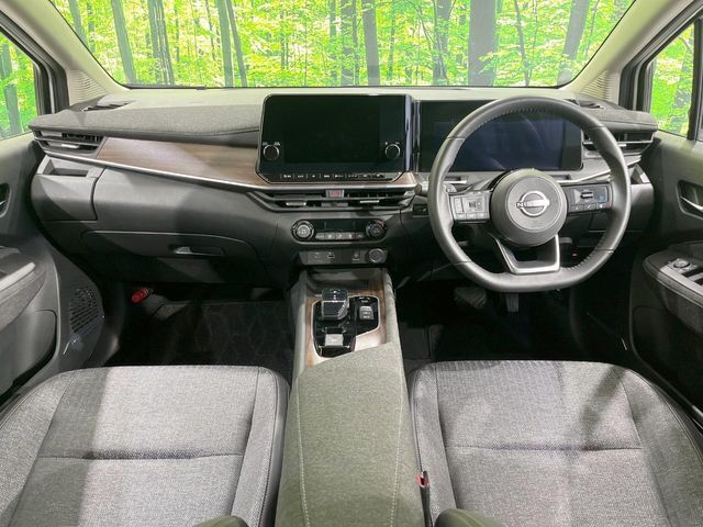 グループ総在庫数約30，000台！！全国の系列店からメーカー・車種問わずご紹介出来るので、あなたにピッタリのお車が見つかるはずです♪まずはお問い合わせ下さい☆