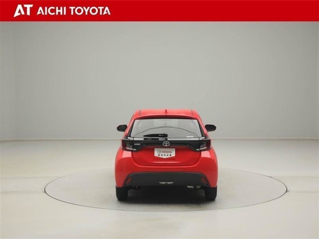『TOYOTA認定中古車』は「まるごとクリーニング」で綺麗な内外装、「車両検査証」はプロによるチェック、買ってからも安心の「ロングラン保証」、3つの安心安全を標準装備したトヨタのブランドU-Carです
