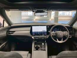 私たちは、お客様のこだわりに合ったお車をご提案します。ジースクエア＝車のあるライフスタイルを演出するセレクトショップです。