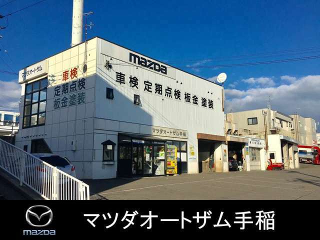 Bプラン画像：整備工場内では6基のリフトを完備しております♪車検整備・点検はもちろんの事、オイル交換・タイヤ交換のみのご入庫も心よりお待ちしております♪