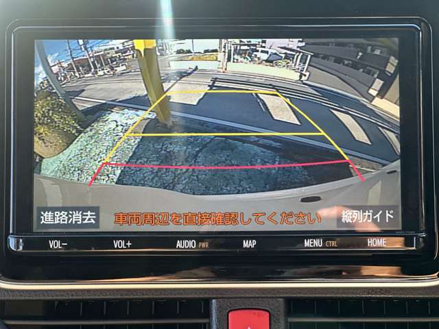 バックカメラ搭載で駐車が苦手な方や細い場所などでも障害物がよく見えるようになり、快適な駐車が出来ますね！後方がどれくらい見やすくなるか気になる方、ご自分の目で確認してみませんか！是非ご来店下さい！！