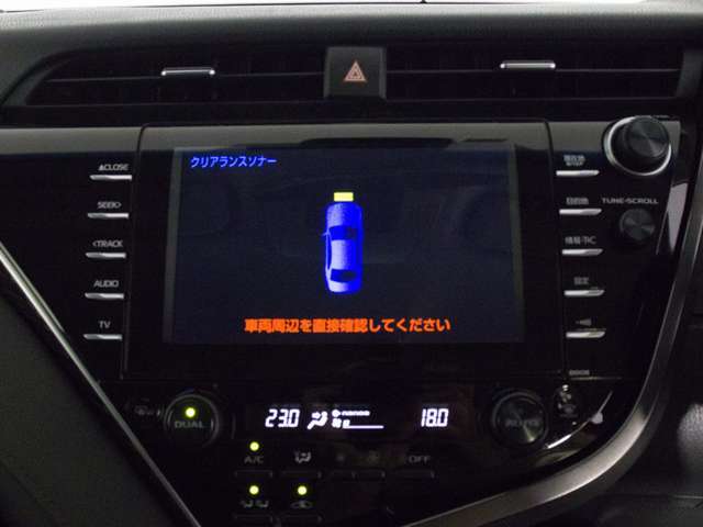クリアランスソナーが付いています！フロント＆リアにセンサーがあり、障害物に近づくと警告音が鳴りドライバーへお知らせ！すごく便利な人気装備です！！