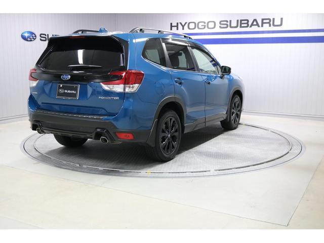 スバルの認定中古車なら、すべての車が第三者機関(AIS)による評価査定でどんな状態かはっきりわかります。