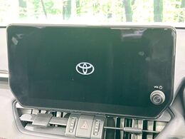 【トヨタセーフティセンス】走行中に前方の車両等を認識し、衝突しそうな時は警報とブレーキで衝突回避と被害軽減をアシスト。より安全にドライブをお楽しみいただけます。