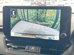【新型10.5型ディスプレイオーディオ】お持ちのスマートフォンと連携して、ナビやbluetoothでの音楽再生が可能です♪デザインはもちろん操作性も便利！別途ナビ機能の取付けも可能です♪