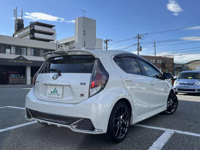写真ではわかりづらいところもあるかと思います。聞いてみたいことなどございましたら、当店のスタッフが丁寧にお答えさせていただきますのでお気軽にご連絡ください。お電話は0066-9711-988146（無料）です。
