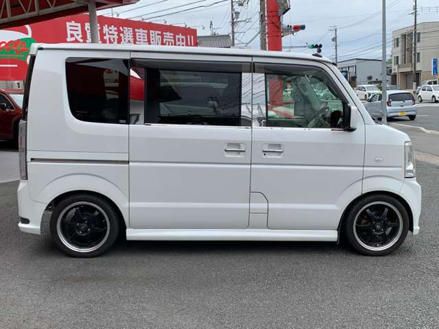 納車も全国対応しています。遠方販売の実績も豊富なアップルなら安心です！沖縄のお客様にも販売実績があります。