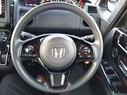 自ら操るハンドル！ドライバーの生命線です。お客様の目で実際にご確認ください。