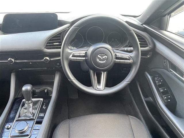 【　ステアリング　】ステアリングはとても綺麗な状態です