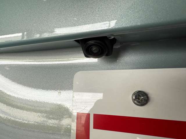 ご納車のお渡し前も当社のメカニックが最善の整備をしますので、ご安心下さい。