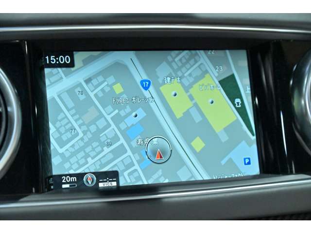 純正ナビゲーション装備♪機能充実・操作も簡単でとっても便利です♪地デジ視聴可能、ナビデータ更新等も承っております♪