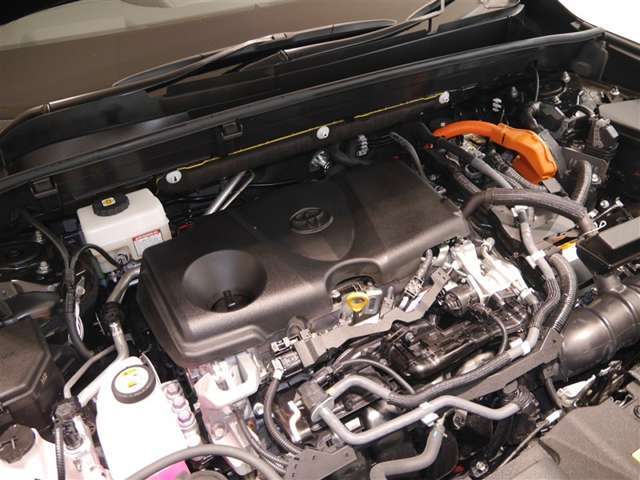 2500ccハイブリッドエンジン☆エンジンルームもしっかり洗浄！