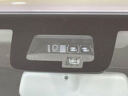 【スズキ　セーフティサポート】走行中に前方の車両等を認識し、衝突しそうな時は警報とブレーキで衝突回避と被害軽減をアシスト。より安全にドライブをお楽しみいただけます。