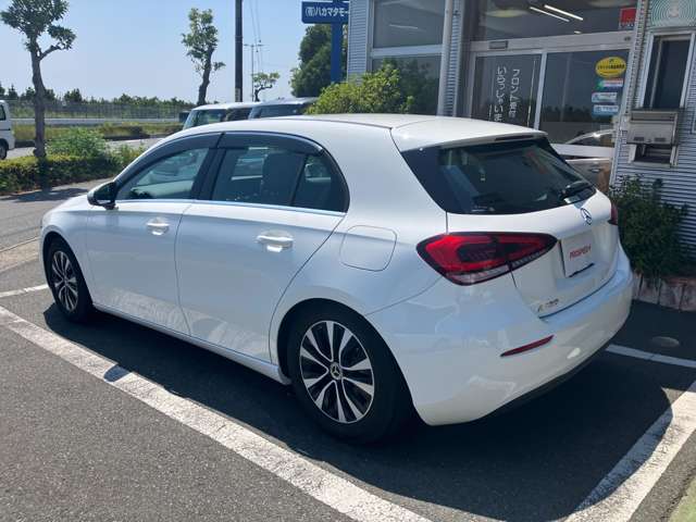 親切・丁寧な専門メカニックスタッフが応対！・車検・点検整備・事故等の修理などアフターサービスも安心。お車のカスタマイズもPROSPEEDのサービススタッフまでご相談ください！