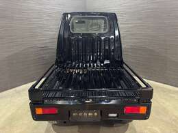 各分野の専門スタッフが在籍するお店です。