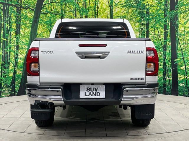 安心の最長10年・走行無制限保証（有償）をご用意。保証内容も充実はもちろん、無料点検＆オイル交換や、年中無休の全国・24時間ロードサービスも付帯されておりますのでご安心下さい。