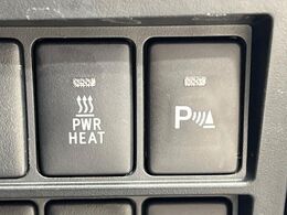 【コーナーセンサー】バンパーに付いたセンサーが障害物を検知！一定の距離に近づくとアラートで教えてくれます♪狭い駐車スペースや車庫入れ時も安心ですね☆