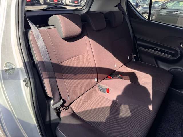 お客様に隅々まで見ていただけるよう展示車両は常に綺麗に仕上げております！お客様のご来店、スタッフ一同心よりお待ち申し上げます。
