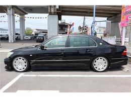 お車は見られなくても購入はできますが、現状でのお渡しをご理解できる方と致します。後付け部やパーツなど保証は一切ございません。気になる場合は動作確認してきますのでお電話でご質問下さい。動画も送れます。