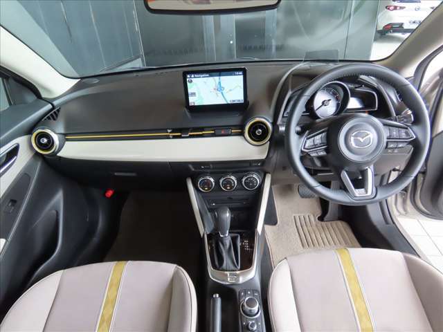 当社下取りワンオーナー車につき、ご安心頂けるお車です！希少なサンリットシトラス！是非この機会にご検討下さい。