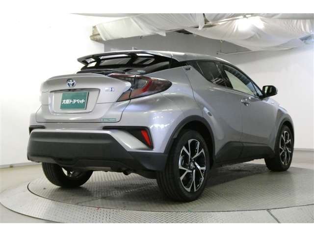 1年間の走行距離無制限のロングラン保証付きです。全国のトヨタテクノショップで保証修理が可能。追加で2年間・3年間の延長も可能です。