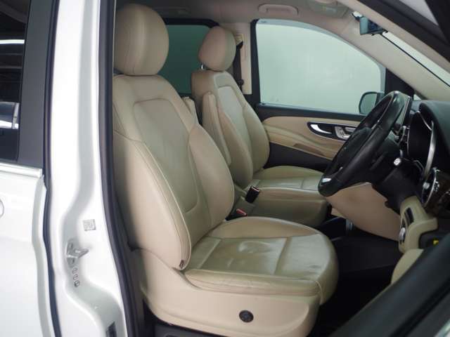 カーセンサーを見て電話しましたとお伝え下さい。078-261-1261までお気軽にお電話下さい。全国納車可能です。納車方法に関してもお気軽にご相談ください。