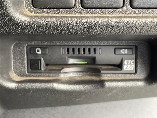 【　ETC　】今やカーライフにおける重要性はナビにも匹敵するのではないでしょうか？セットアップを行うことで利用可能になります！