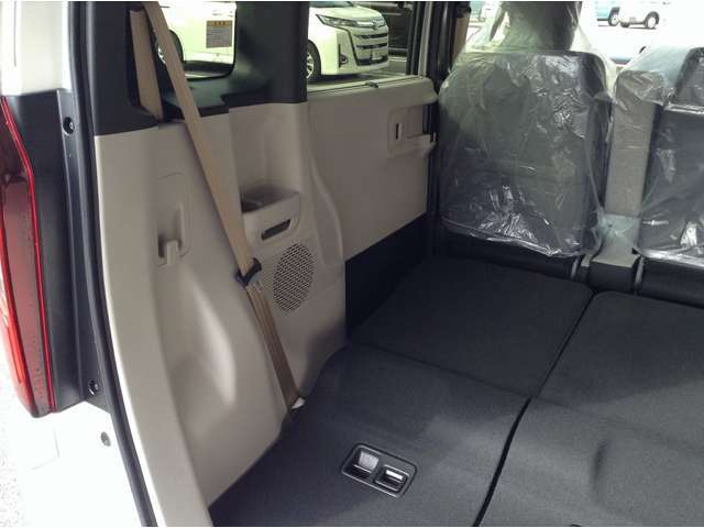 車内に広々とした空間が出きて、色々な使用状況にも対応します！