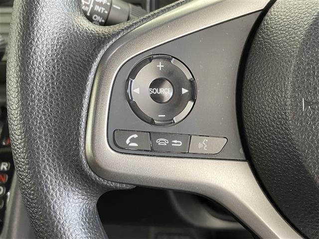 【運転席操作部】快適なドライブを楽しむための機能が装備されています！運転席から触れるので、使いやすいです！除菌プランいれていただくと、さらに清潔で安心していただけます！