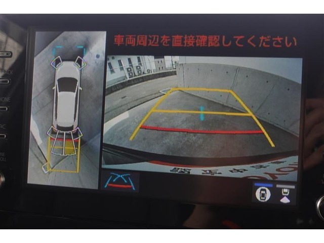 バックモニター搭載で車庫入れ安心！車庫入れが苦手な人もこれで安心！